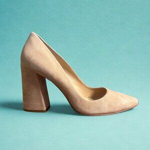 VC John Camuto Dusky Rose Suede Pointed Toe Pumps - Size 10